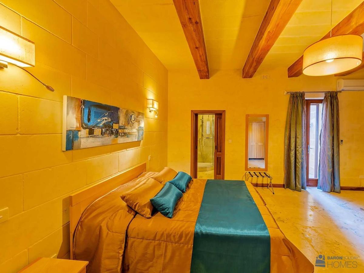 The Almonds Luxury Villa San Lawrenz Exterior photo