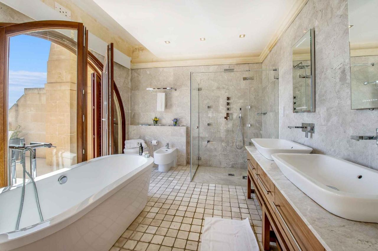 The Almonds Luxury Villa San Lawrenz Exterior photo
